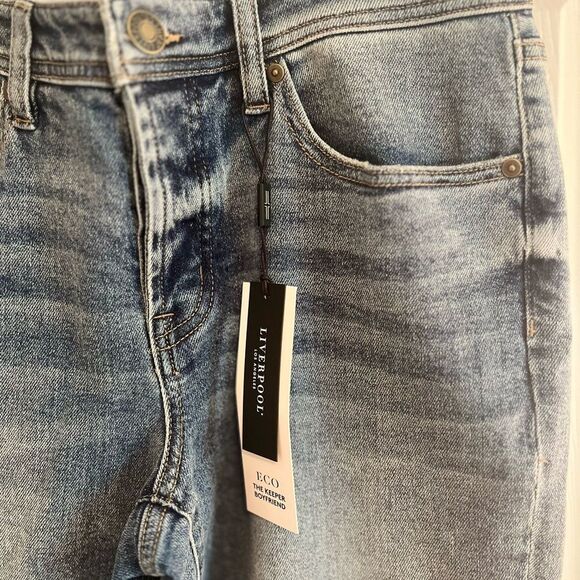 Liverpool Blue Ankle Cropped Jeans with Vintage Appeal - Picture 6 of 16
